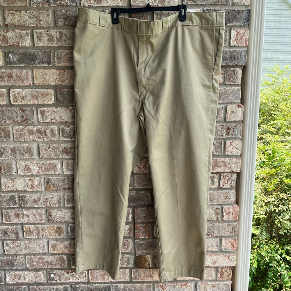 🍒💣 Dickies tan work style pants